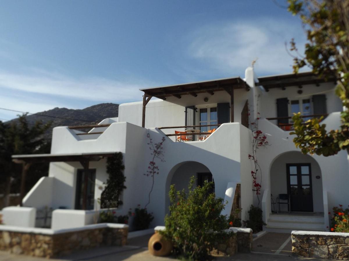 Venus Rooms Manganari Exterior photo