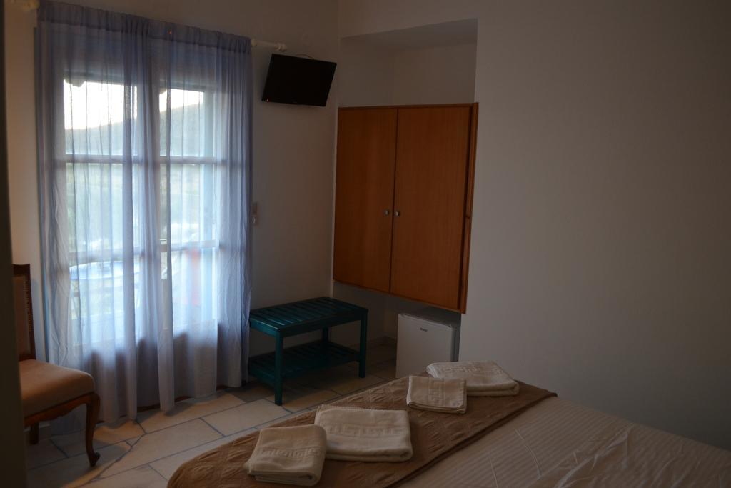 Venus Rooms Manganari Room photo